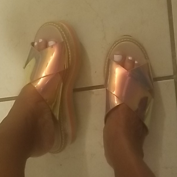 Sandals - Picture 4 of 4